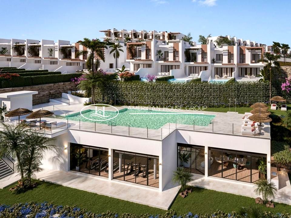 Vista exterior de Casa o xalet en venda en Mijas amb Aire condicionat, Jardí privat i Terrassa