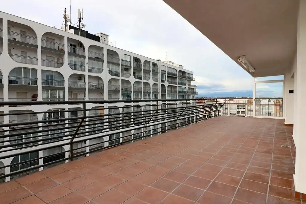 Terrace of Attic for sale in Empuriabrava  with Air Conditioner