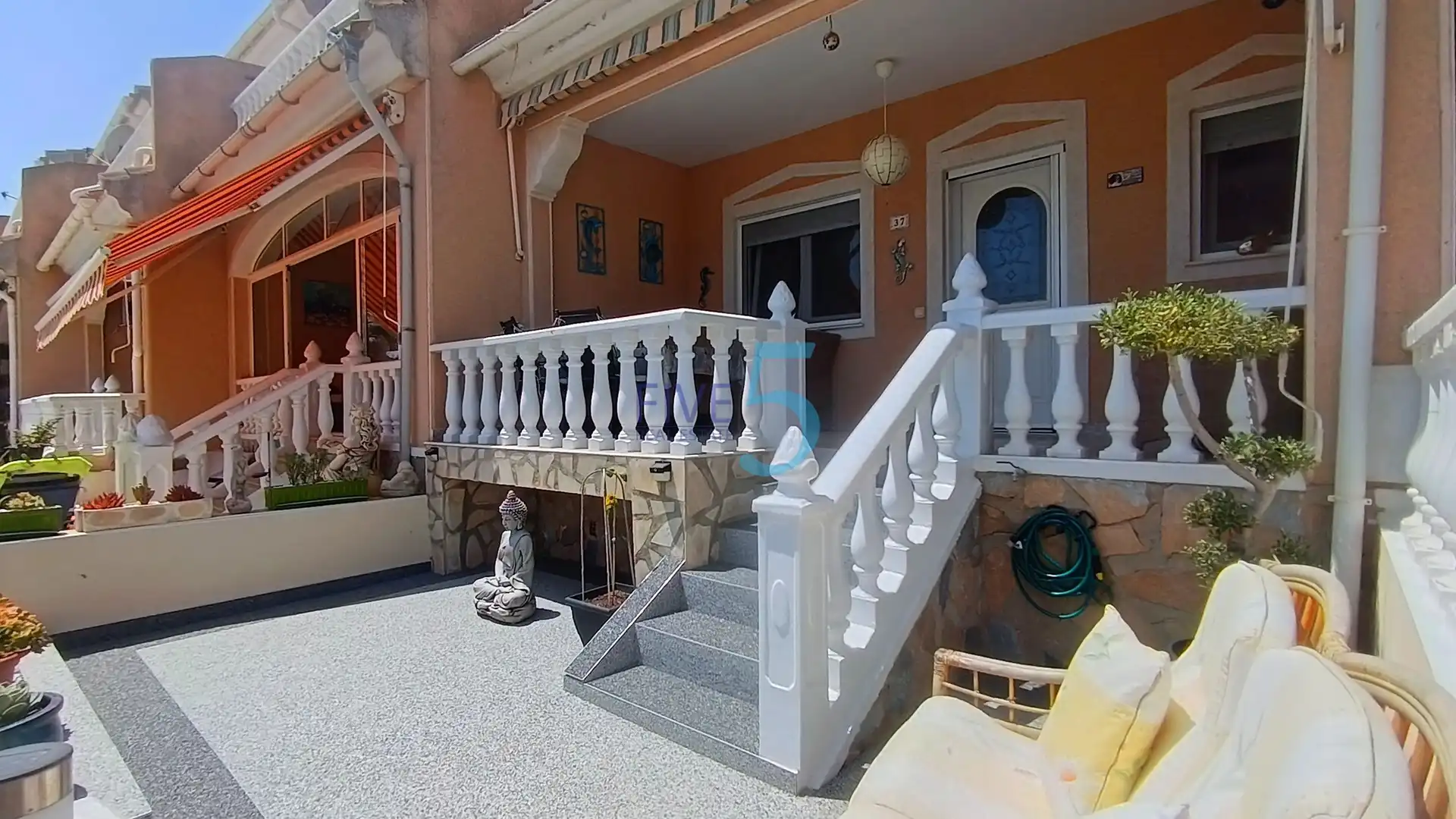 Casa adosada en venta en Doña Pepa