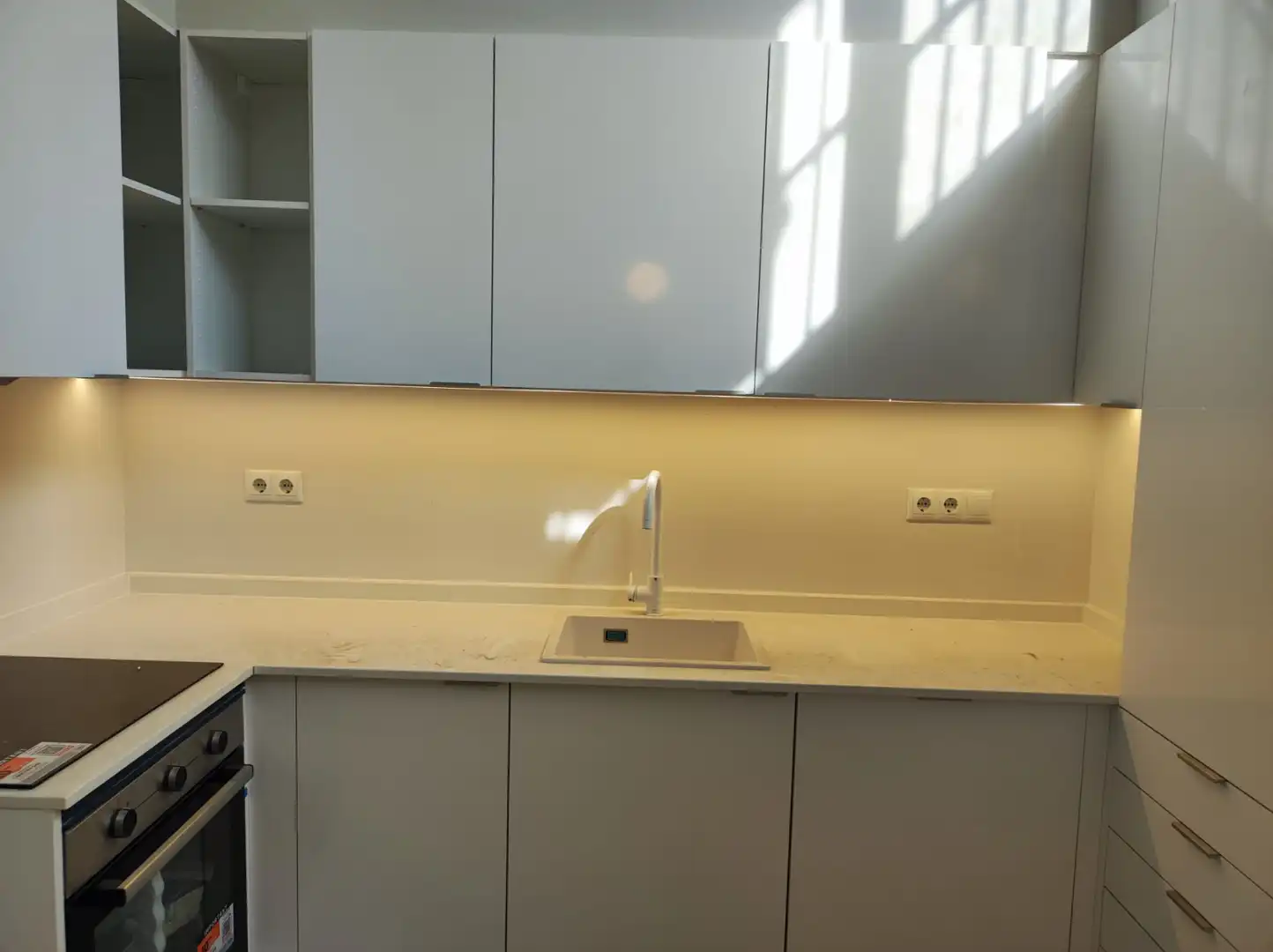 Küche von Wohnung zur Miete in Málaga mit Klimaanlage, Heizung und Ofen