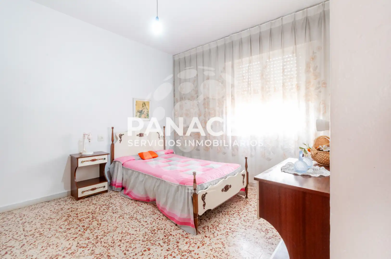 Dormitori de Casa o xalet en venda en Roquetas de Mar amb Aire condicionat, Jardí privat i Moblat