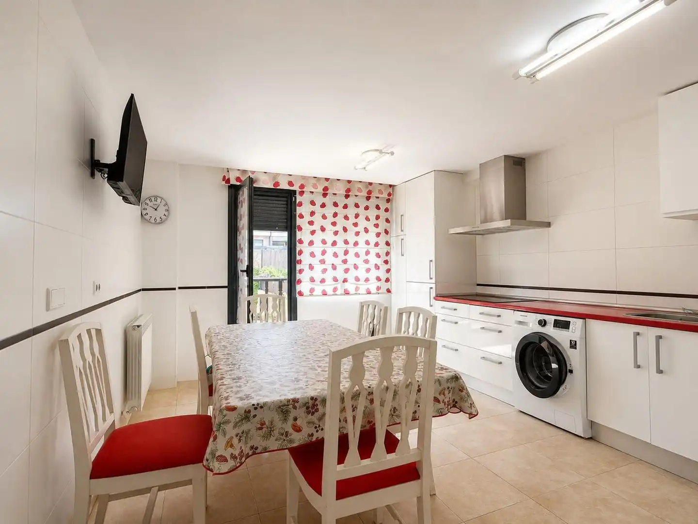 Cocina de Casa o chalet en venta en Guadalajara con Calefacción, Terraza y Piscina