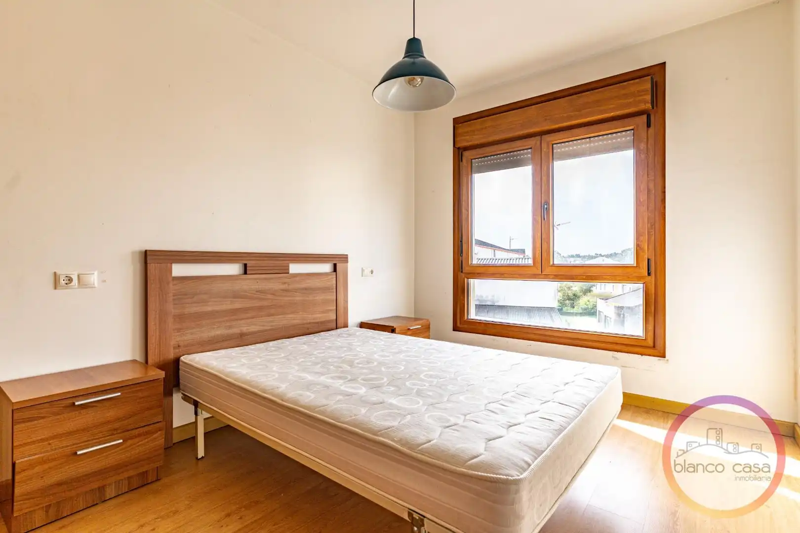 Habitación de Piso en venta en Carballo con Calefacción, Amueblado y Balcón