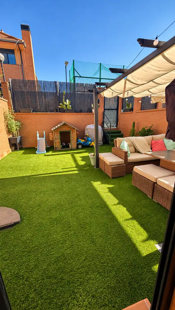 House with pool for sale in Hervencias, imagen 2