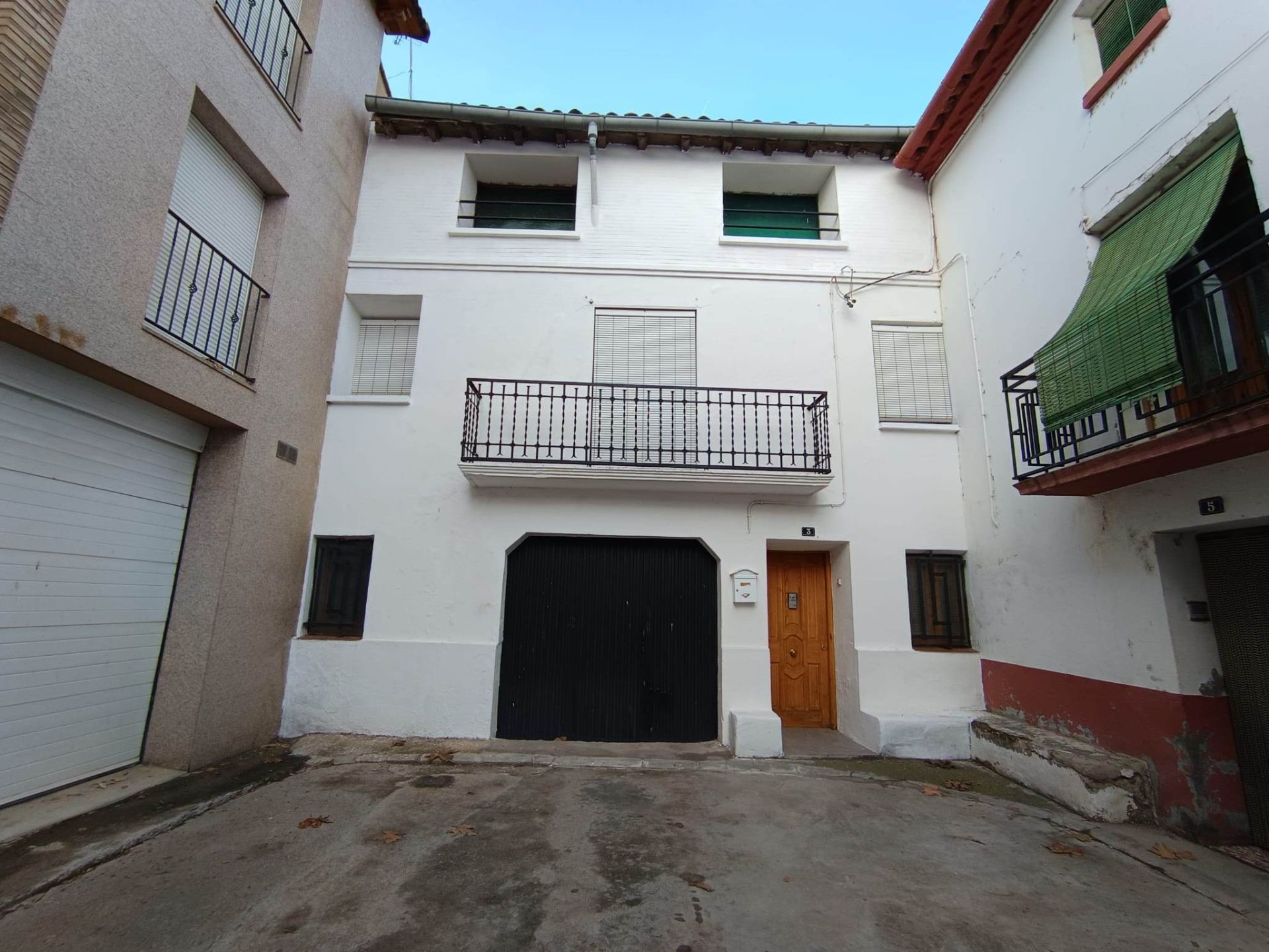 Exterior view of House or chalet for sale in Pueyo de Santa Cruz  with Air Conditioner, Heating and Private garden