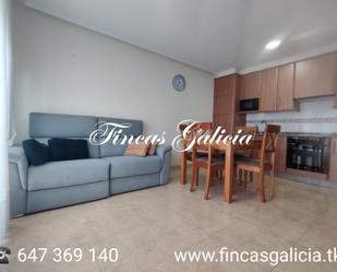 Dormitori de Apartament de lloguer en Verín amb Calefacció, Moblat i Balcó