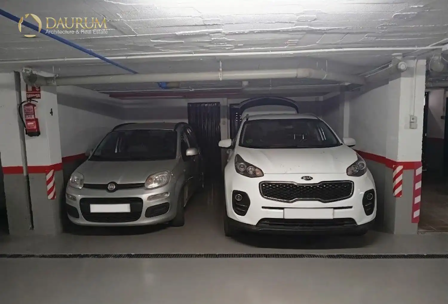 Parking de Casa adosada en venta en Málaga con Aire acondicionado, Calefacción y Terraza