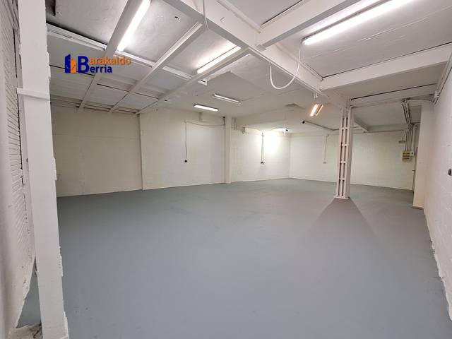 Nave industrial en Alquiler en Pozo Pando Kalea en Repelega