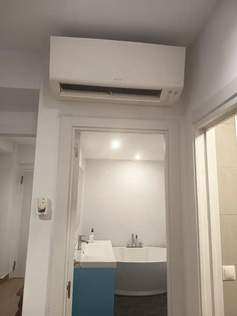 Badezimmer von Erdgeschoss zur Miete in Catarroja