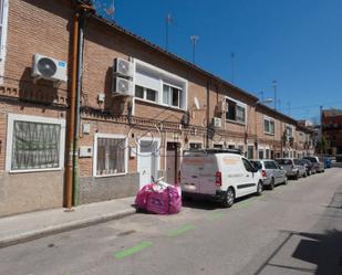 Vista exterior de Casa o xalet en venda en  Madrid Capital amb Aire condicionat, Calefacció i Jardí privat