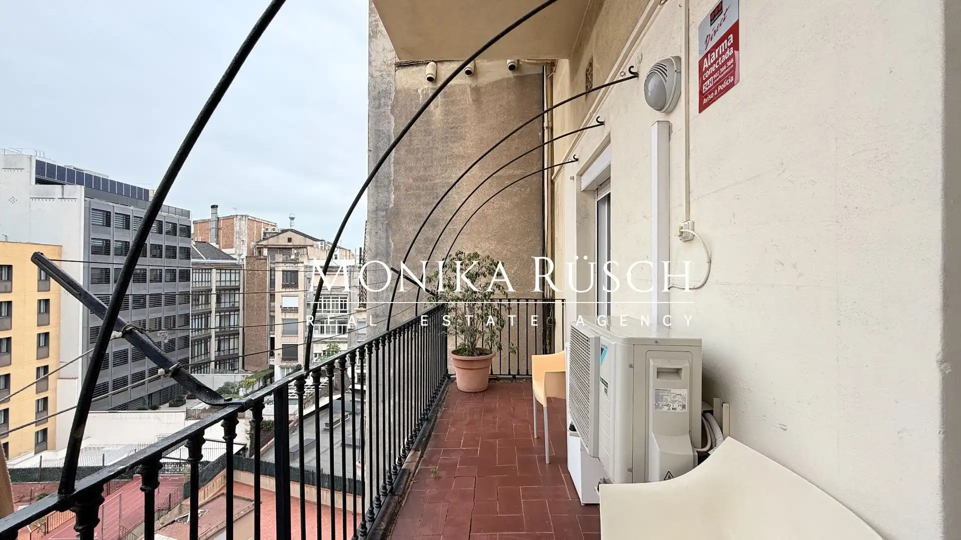 Terrace of Flat for sale in Barcelona  with Air Conditioner and Heating