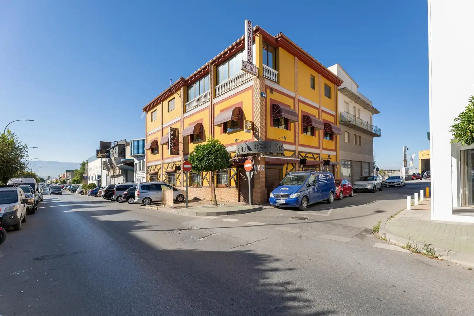 Immobles singulars en venda a Calle LOJA