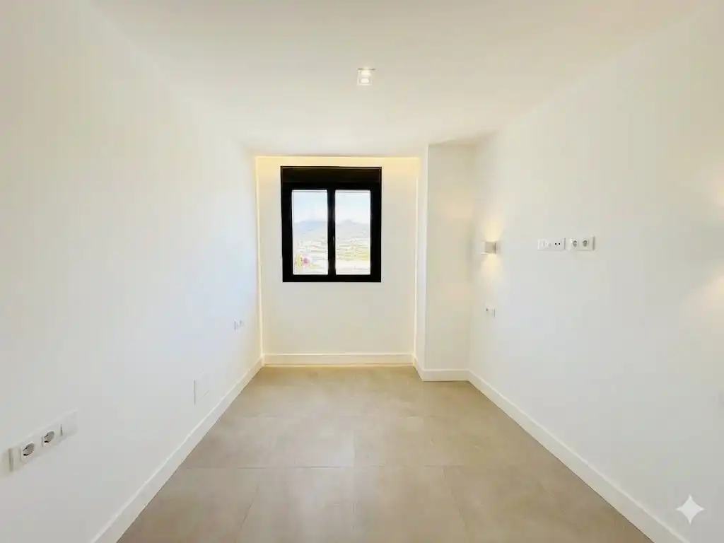 Habitación de Ático en venta en Torrox con Aire acondicionado, Calefacción y Trastero