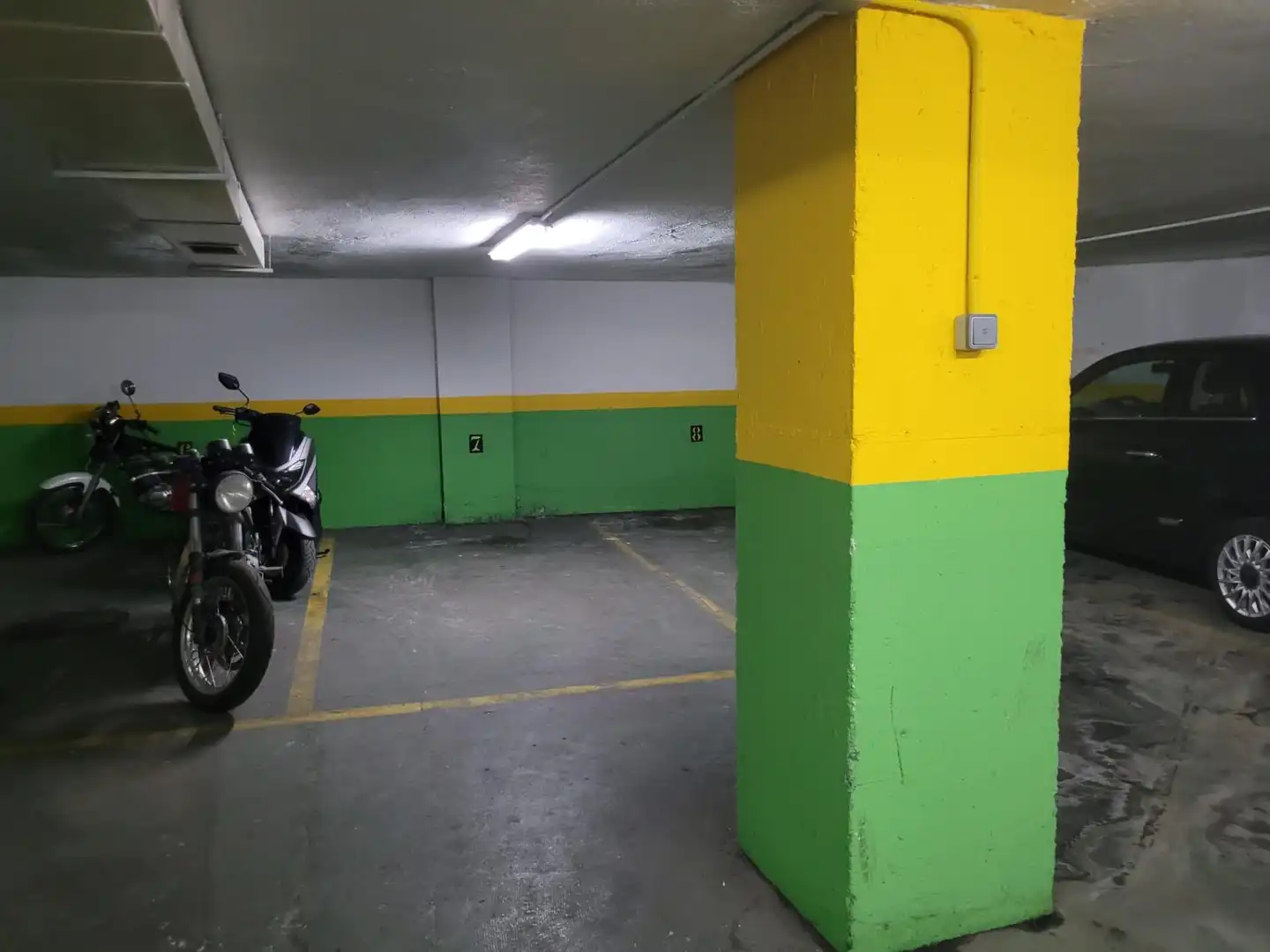 Parking à louer à Calle Infanta Mercedes, imagen 4