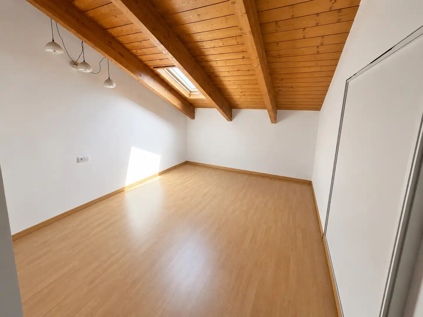 Sala de estar de Piso en venta en La Muela con Calefacción, Parquet y Trastero