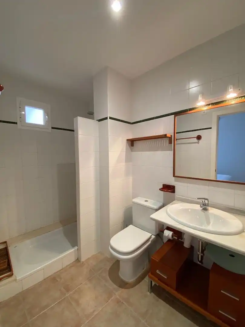 Baño de Piso en venta en Vera con Aire acondicionado, Jardín privado y Terraza
