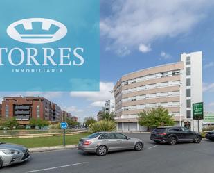 Vista exterior de Pis de lloguer en  Granada Capital amb Aire condicionat, Calefacció i Terrassa