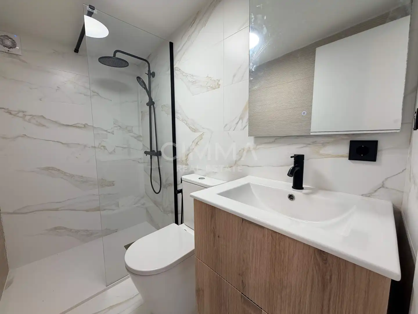 Baño de Casa o chalet en venta en La Nucia con Aire acondicionado, Calefacción y Jardín privado