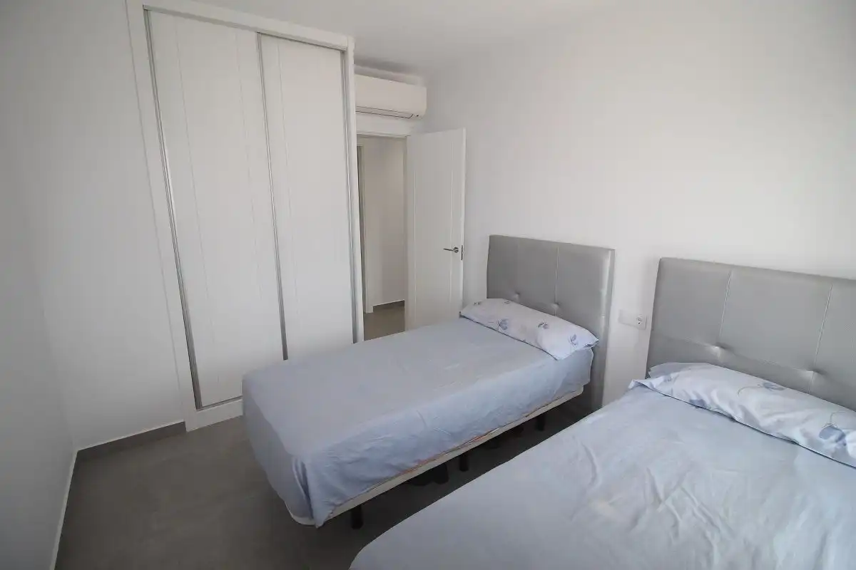 Dormitori de Casa o xalet de lloguer en Nerja amb Aire condicionat, Jardí privat i Traster