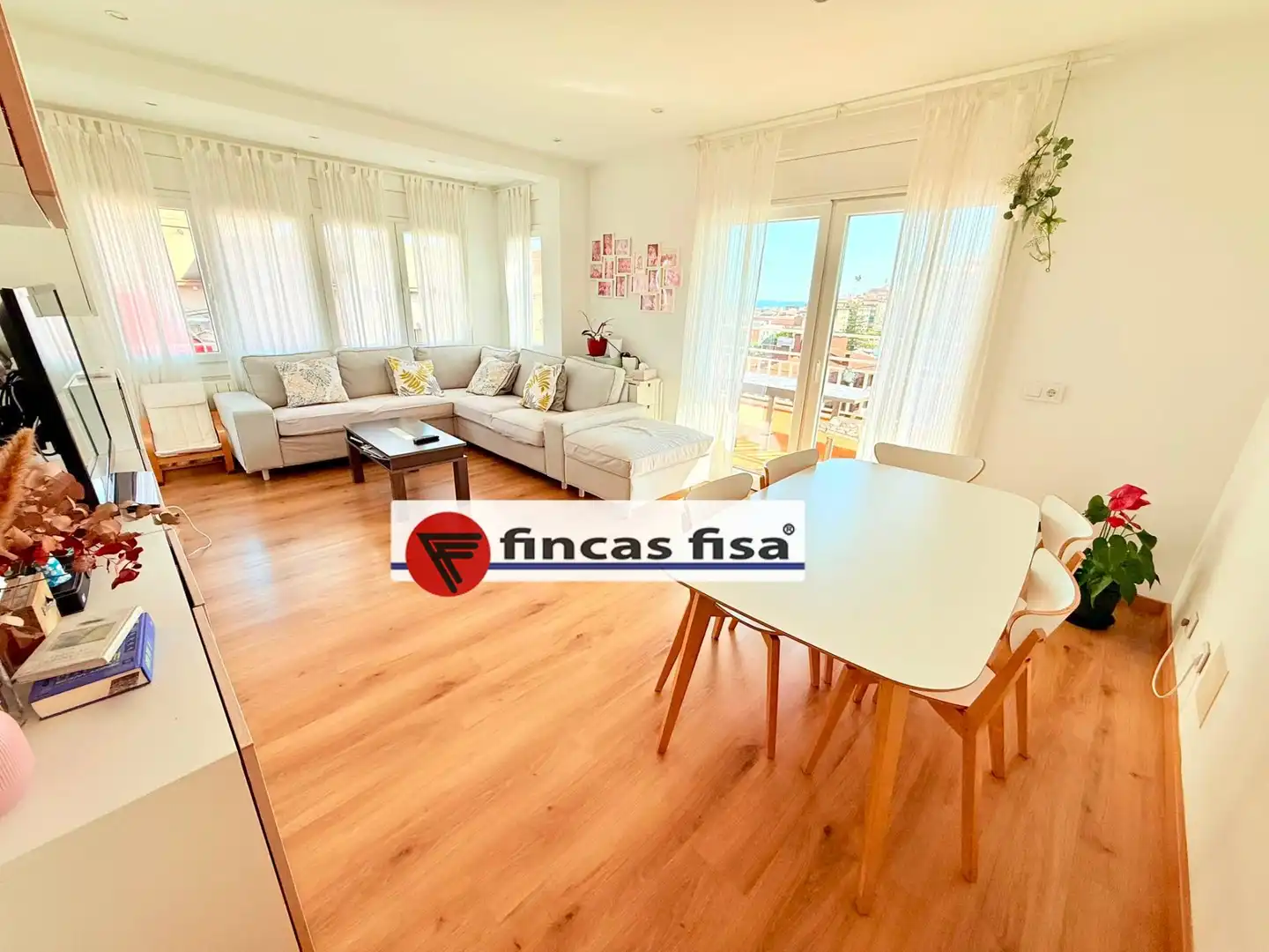 Sala d'estar de Pis en venda en Premià de Mar amb Aire condicionat, Calefacció i Terrassa