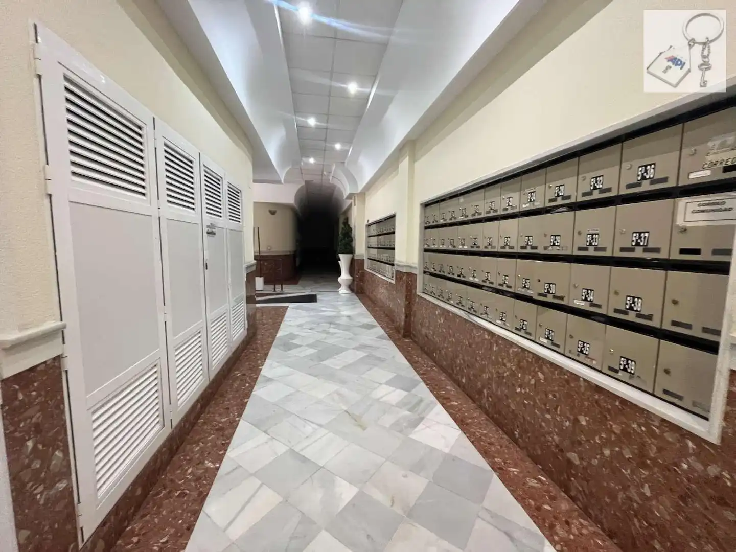 Apartamento en venta en Torrevieja con Piscina y Amueblado