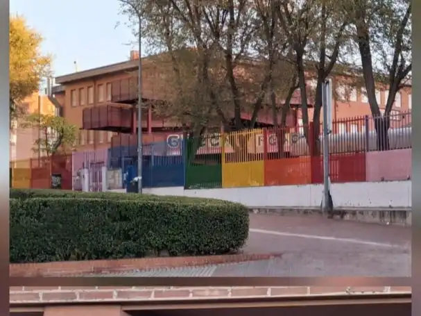Vista exterior de Pis en venda en Fuenlabrada amb Terrassa