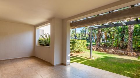 Foto 4 de Apartament en venda a Las Brisas, Marbella