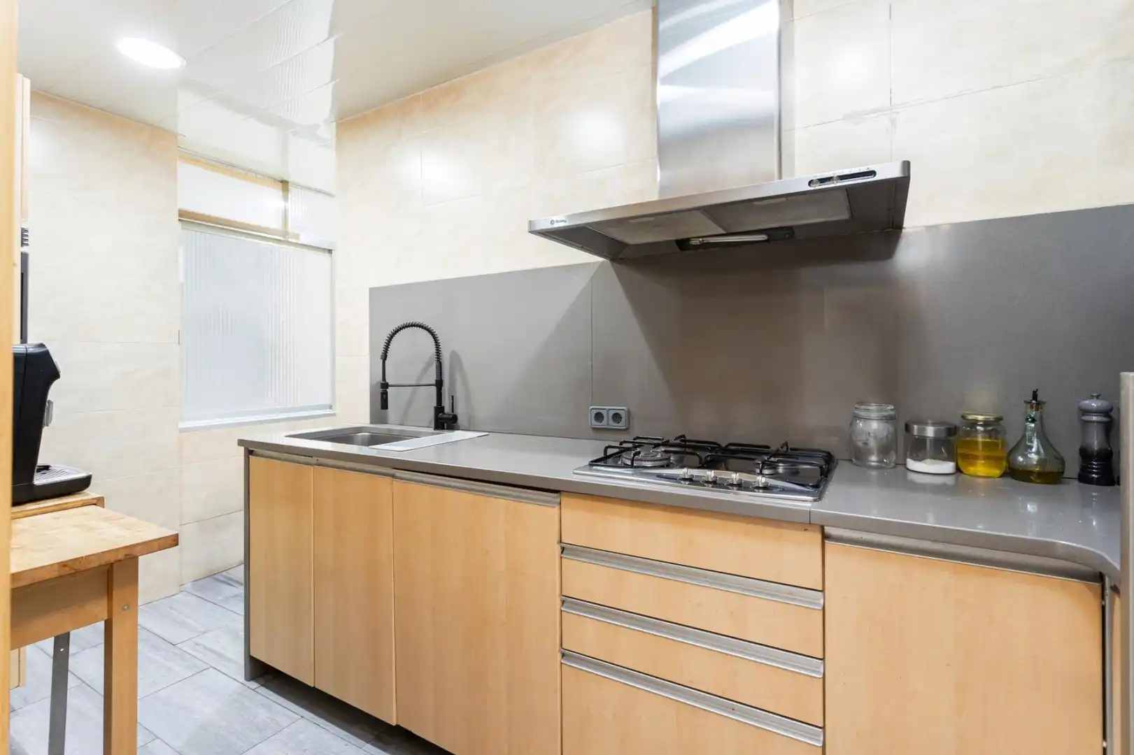 Cocina de Piso en venta en Barcelona con Aire acondicionado y Parquet