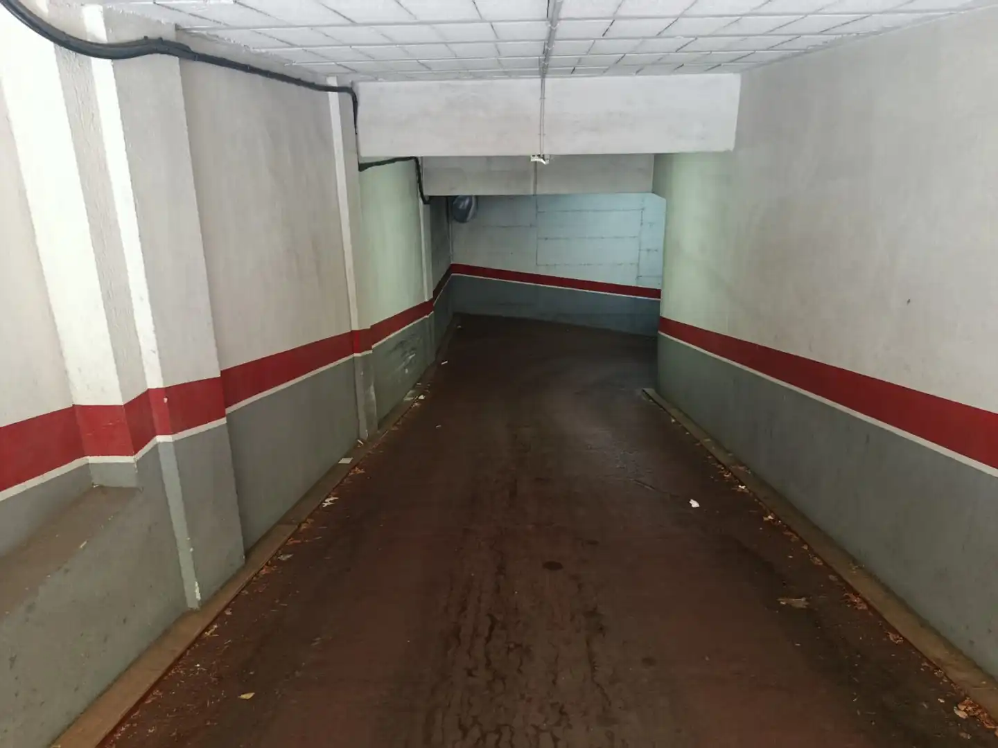 Garage zur Miete in de Bernat Boades, 35, La Devesa