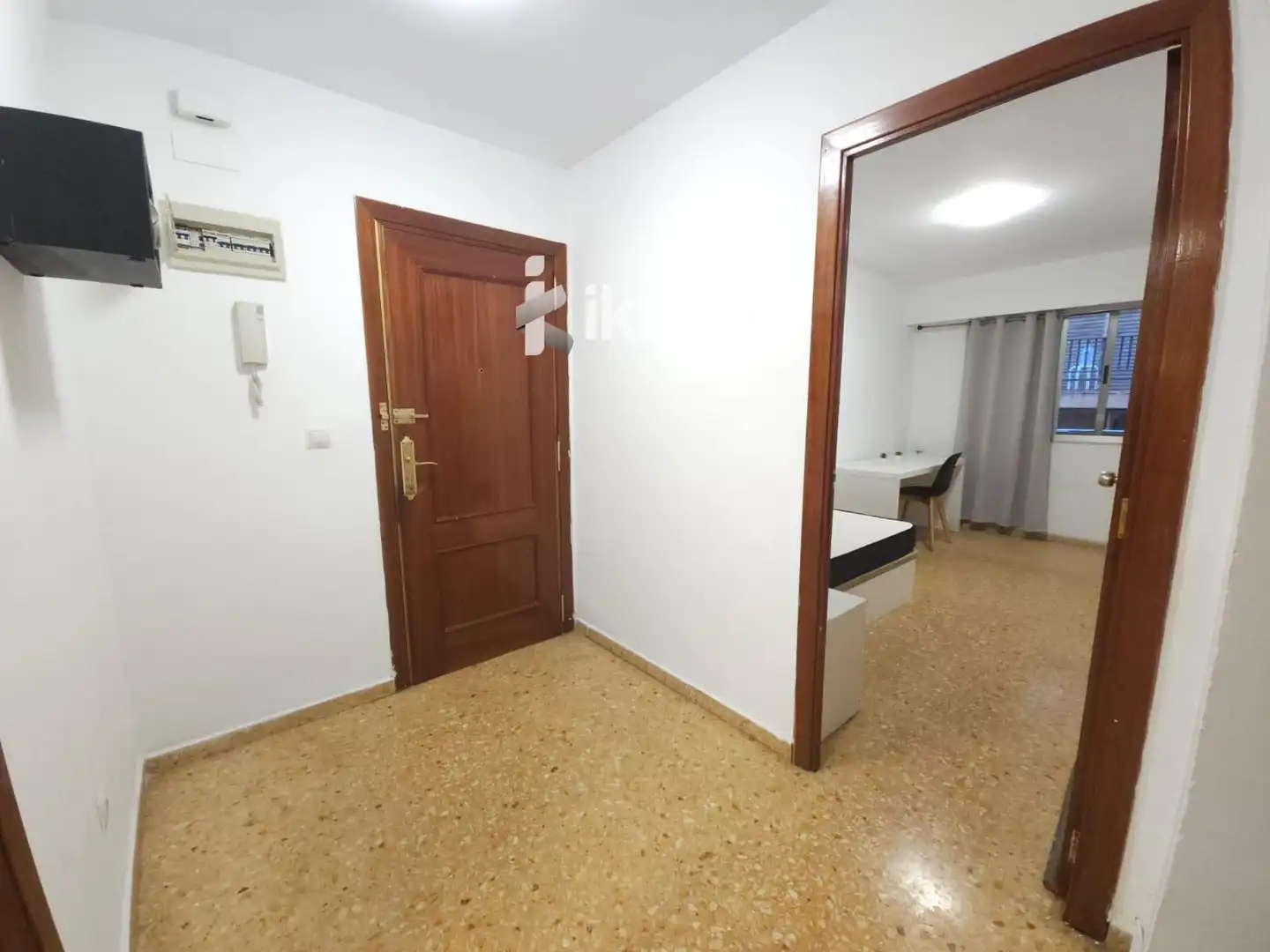 Habitación de Piso en venta en Valencia con Aire acondicionado, Calefacción y Terraza