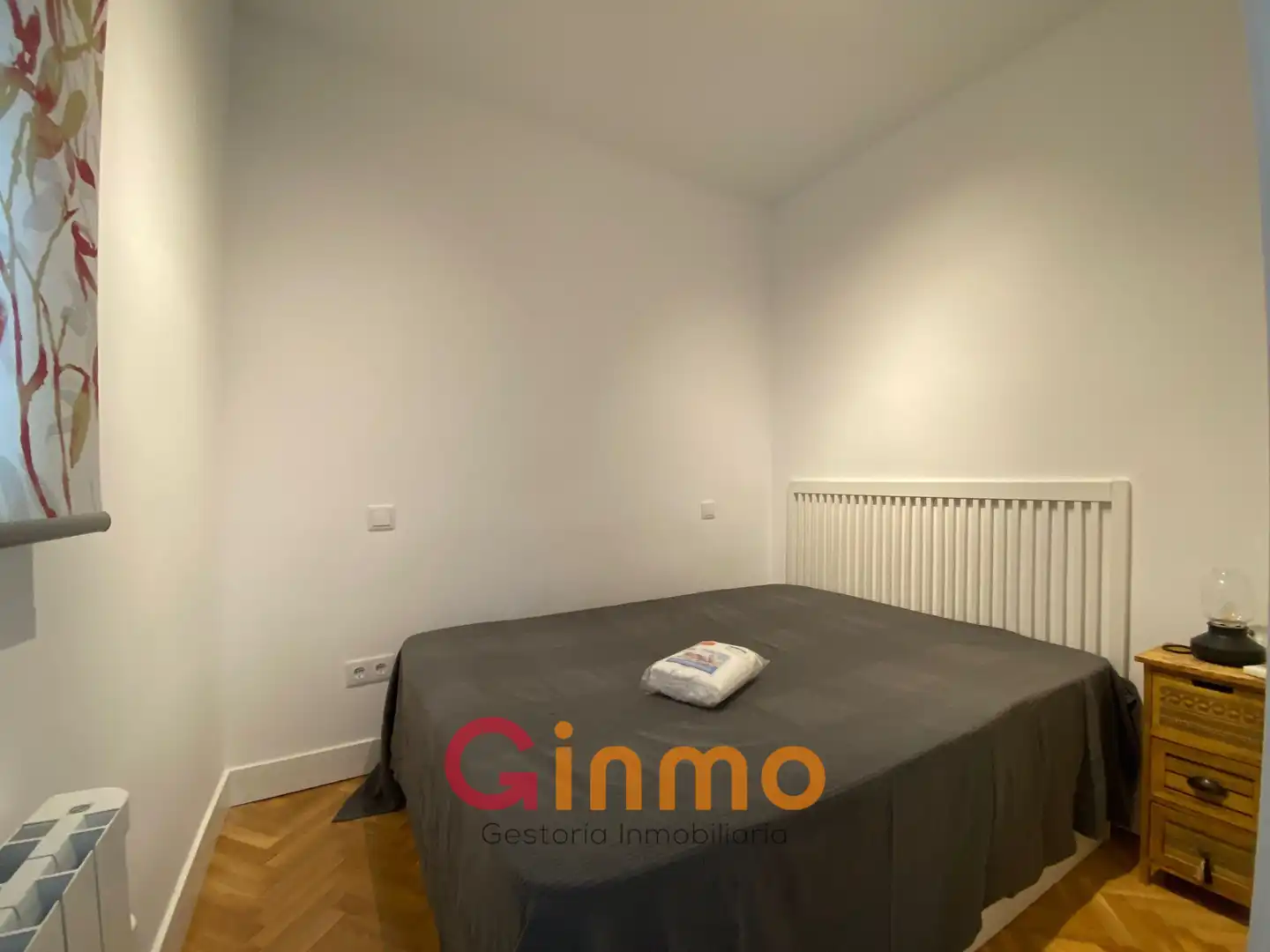 Schlafzimmer von Wohnung zur Miete in Madrid mit Klimaanlage, Möbliert und Ofen