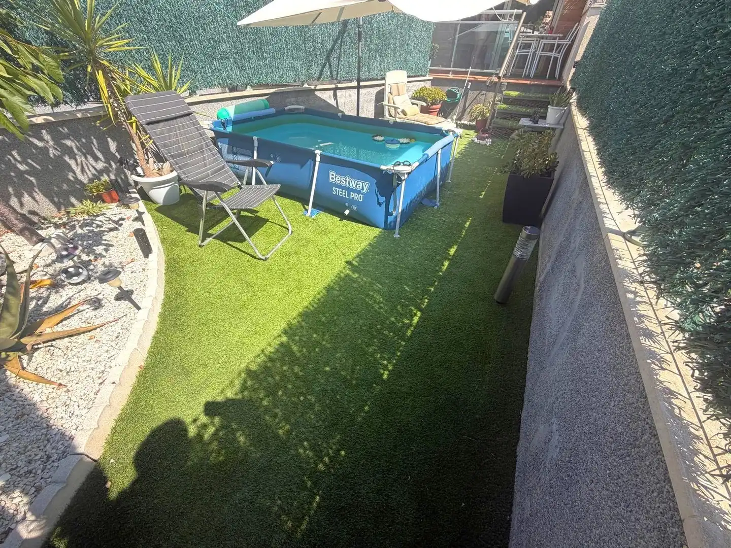 Piscina de Casa adosada en venta en El Vendrell con Aire acondicionado, Calefacción y Jardín privado