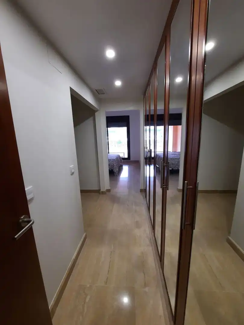 Apartamento con piscina en venta en Estepona Pueblo, imagen 11