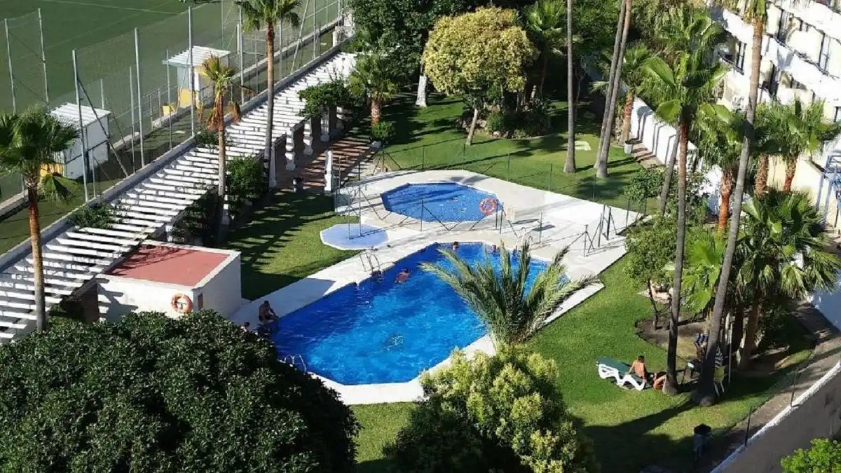 Piscina de Apartament en venda en Benalmádena amb Aire condicionat, Terrassa i Piscina comunitària