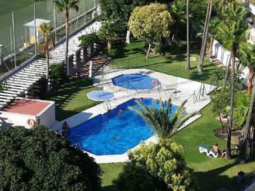 Apartament amb piscina en venda a Parque de la Paloma