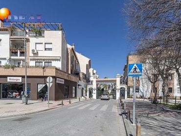 Individual con ascensor en venta en San Miguel