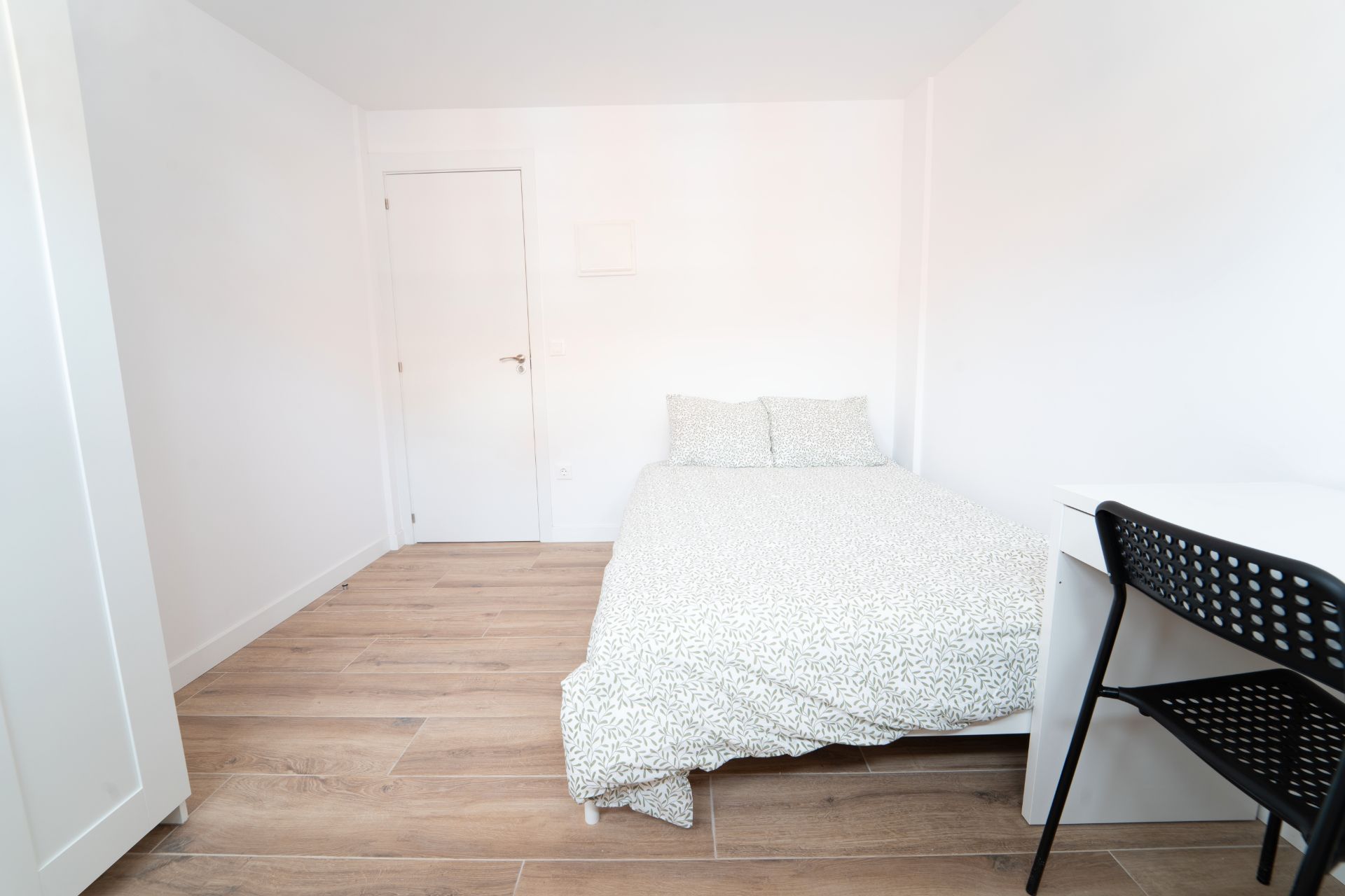 Bedroom of Flat to share in  Madrid Capital  with Heating, Furnished and Oven