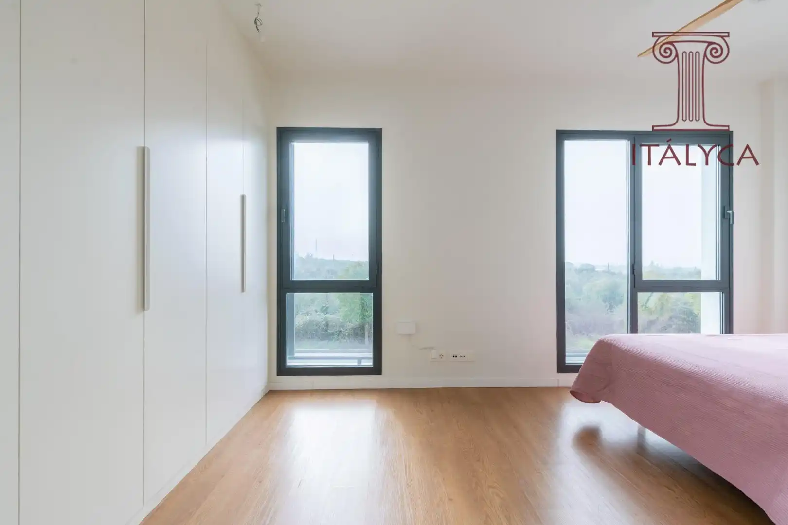 Bedroom of Detached homes for sale in Mairena del Aljarafe  with Heating, Private garden and Terrace