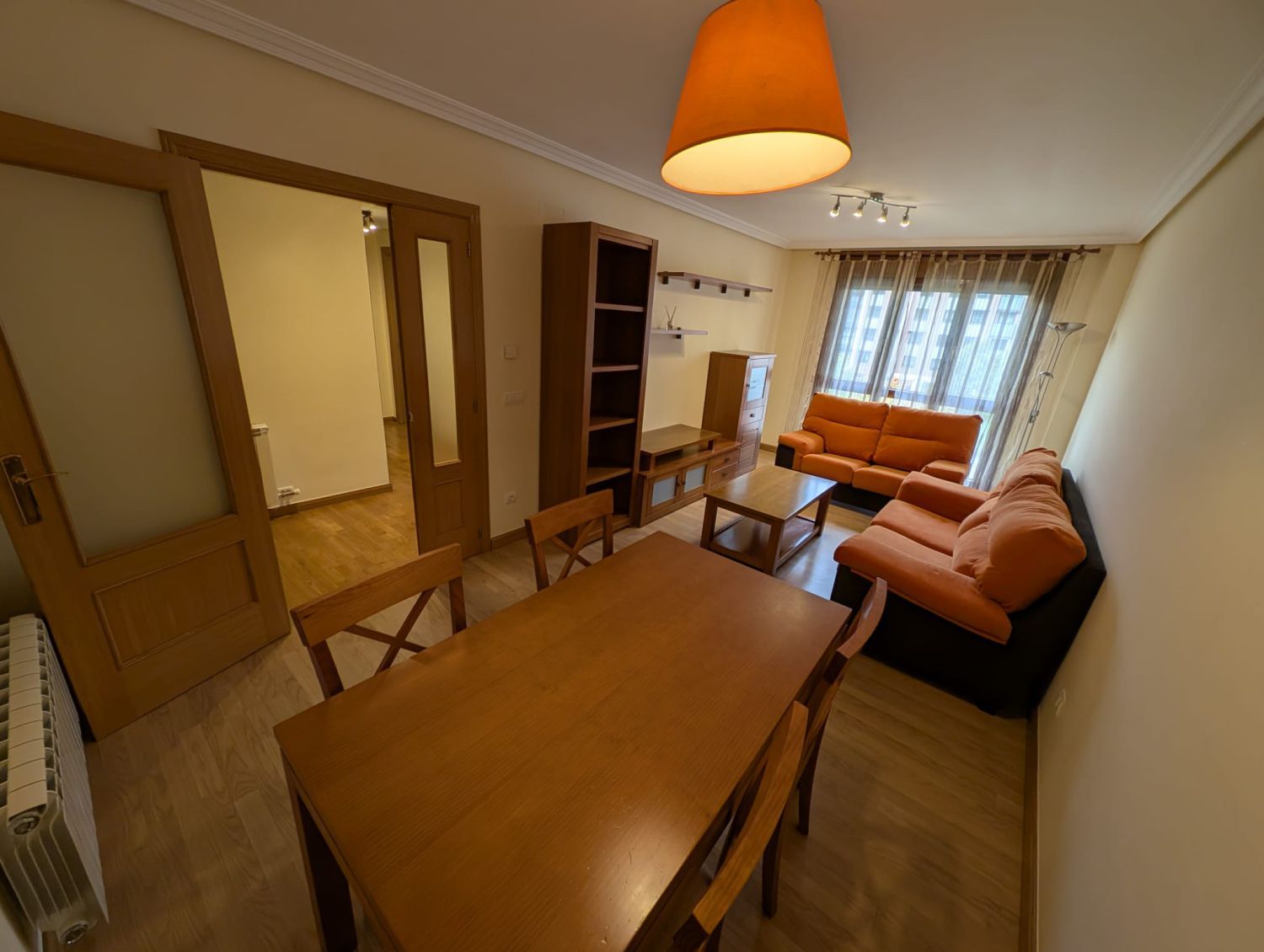 Sala d'estar de Pis de lloguer en Valladolid Capital amb Calefacció, Traster i Moblat