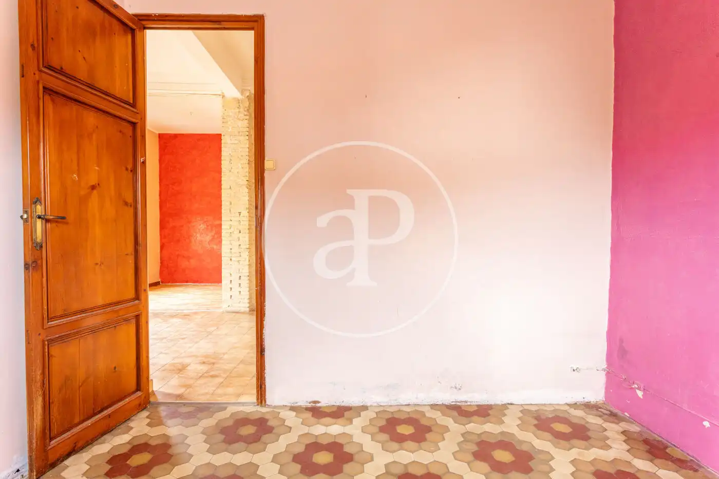 Flat for sale in Valencia  with Heating, Terrace and Balcony