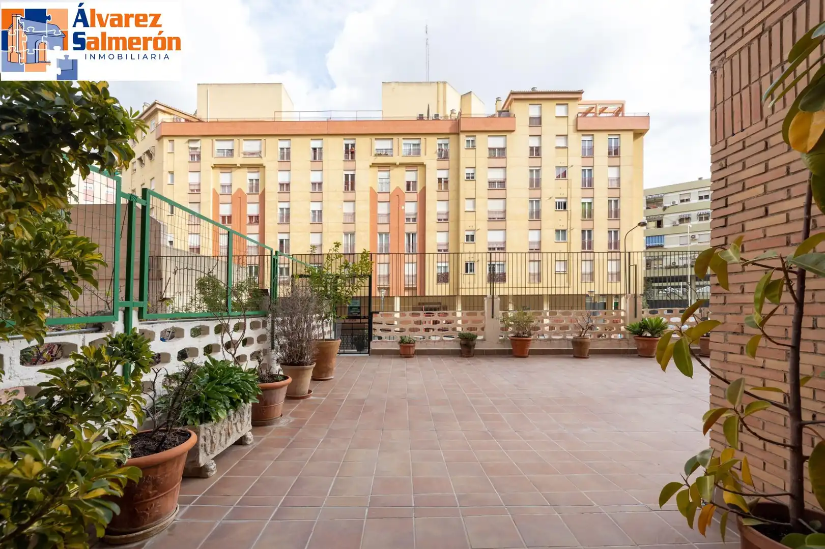 Terrace of Flat for sale in Granada