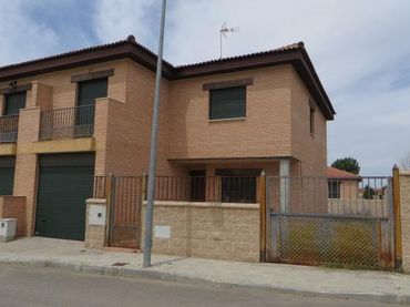 Maison à vendre à Mora
