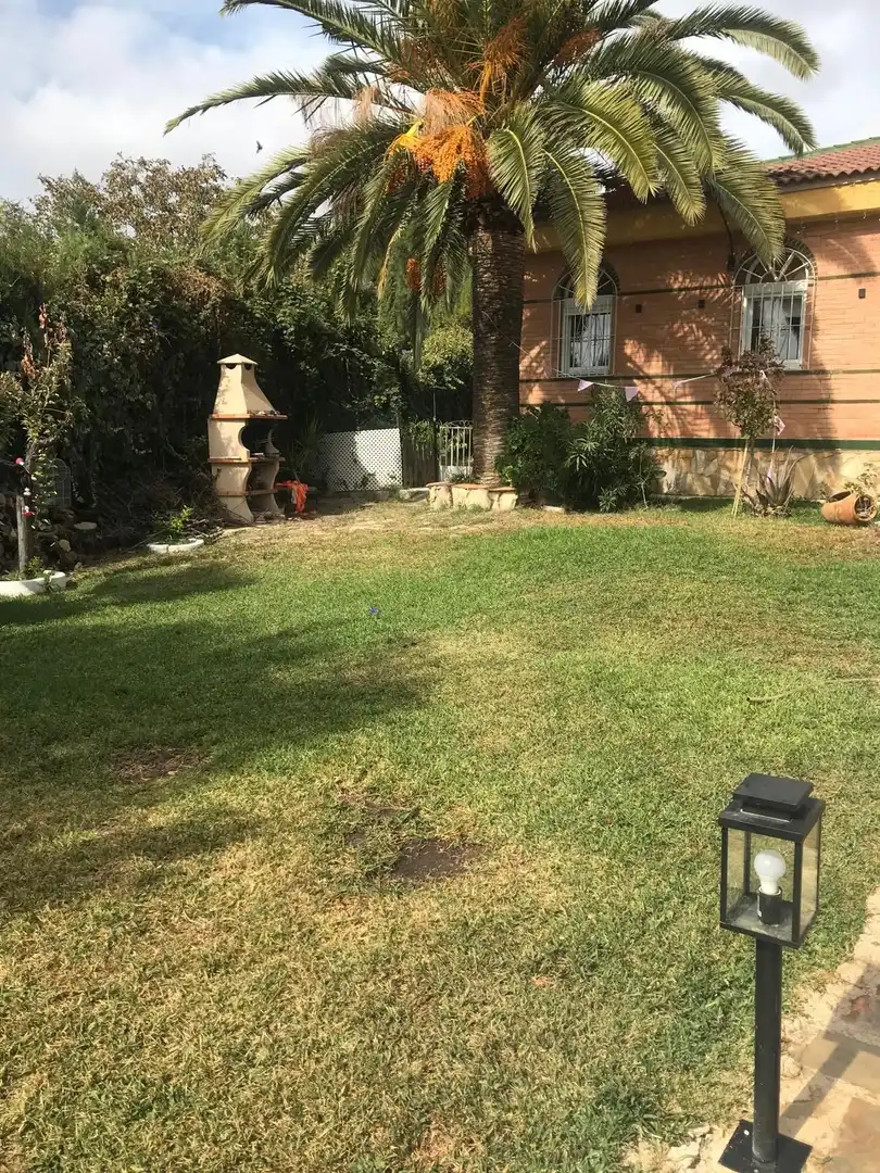 Jardí de Residencial en venda en Linares