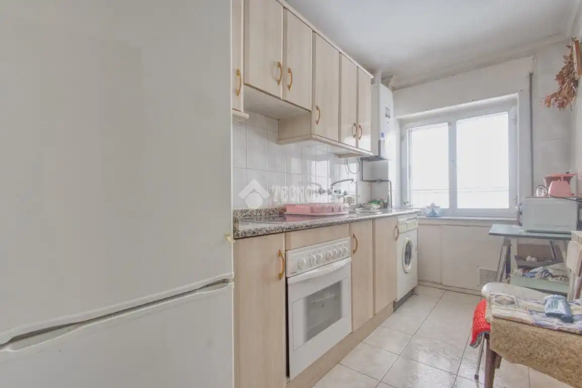 Kitchen of Flat for sale in Salamanca  with Heating