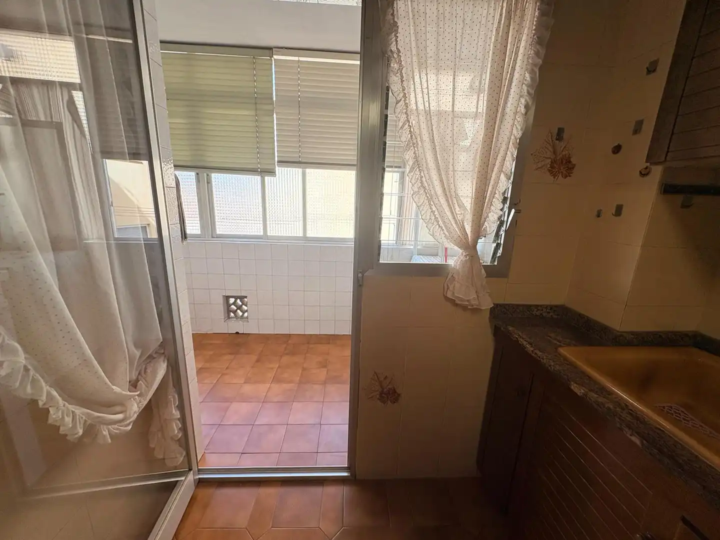 Bathroom of Flat for sale in Almansa  with Heating, Terrace and Storage room