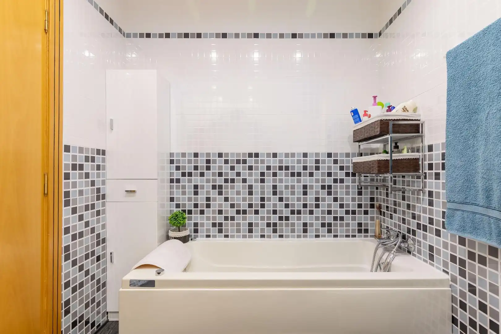 Baño de Casa o chalet en venta en Montserrat con Aire acondicionado, Jardín privado y Terraza