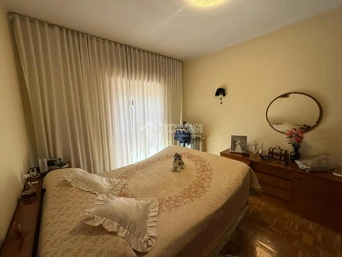 Habitación de Piso en venta en Madrid con Aire acondicionado y Terraza