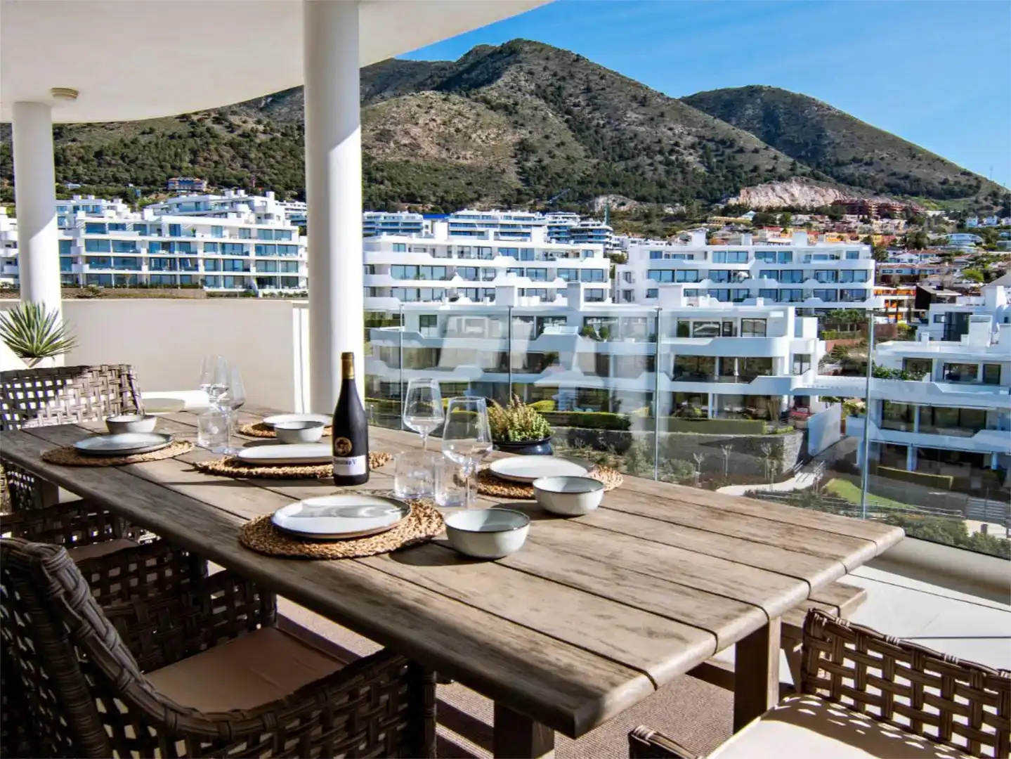 Terrassa de Apartament en venda en Fuengirola amb Aire condicionat, Piscina i Balcó