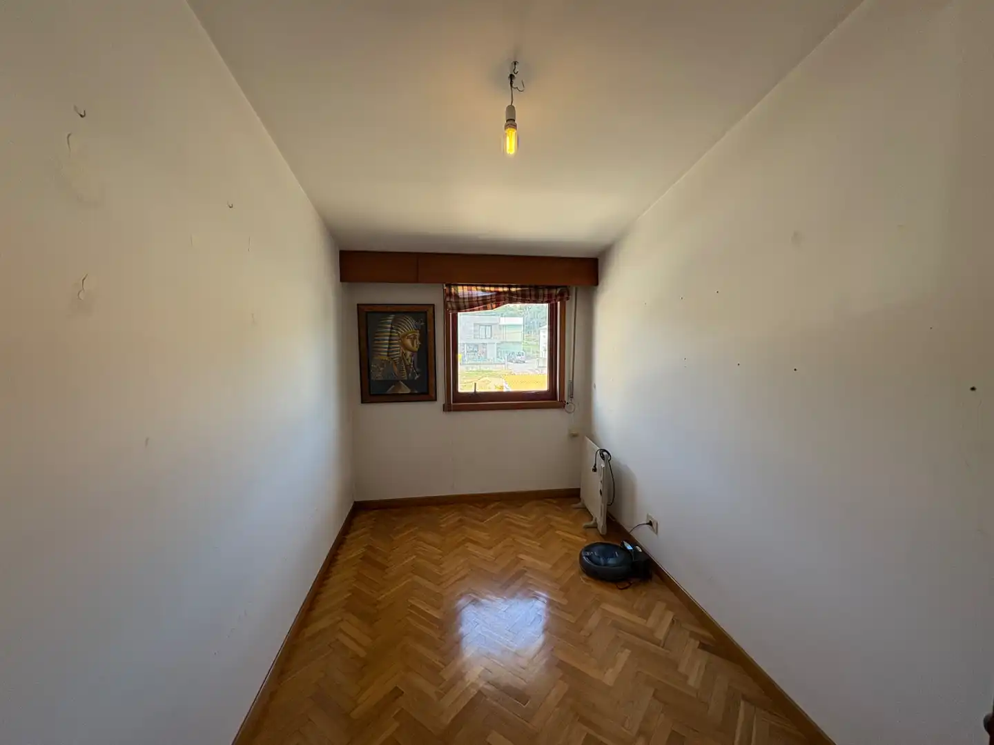 Habitación de Casa adosada en venta en Culleredo con Calefacción, Jardín privado y Parquet