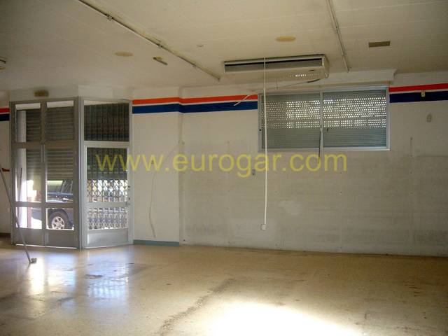 Local comercial en Alquiler en Centro